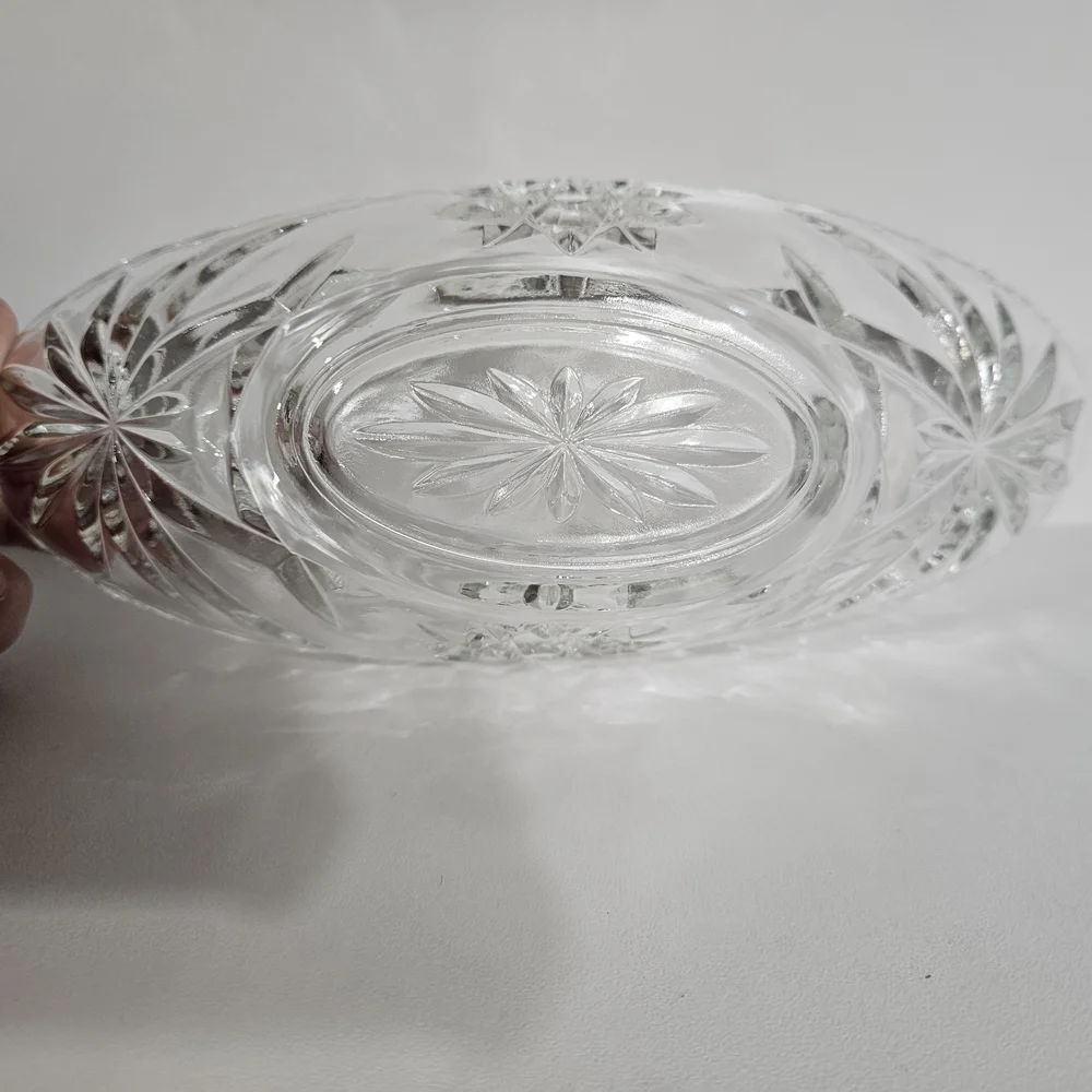 🌟Anchor‎ Hocking Pressed Glass Starburst Serving Bowl